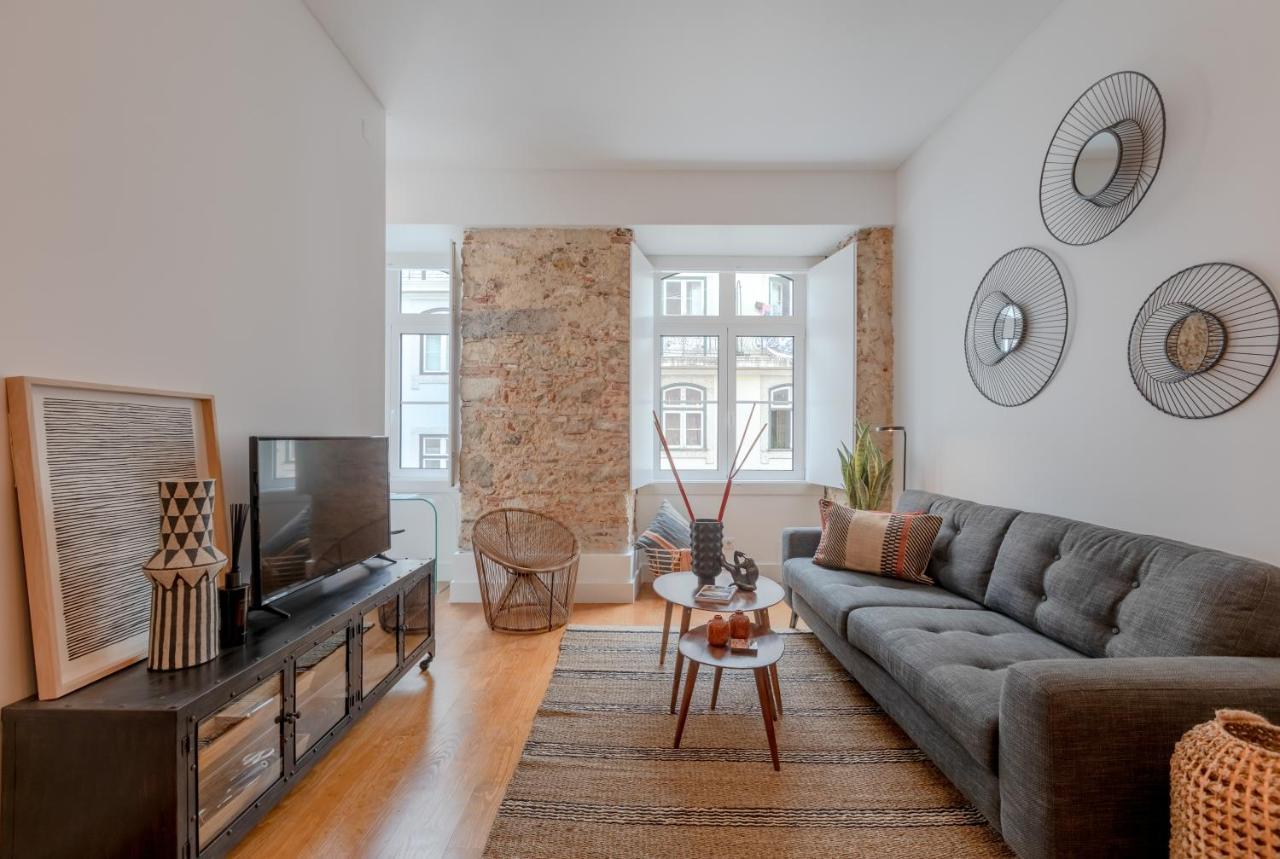 Industrial Haven - Downtown Apartment *